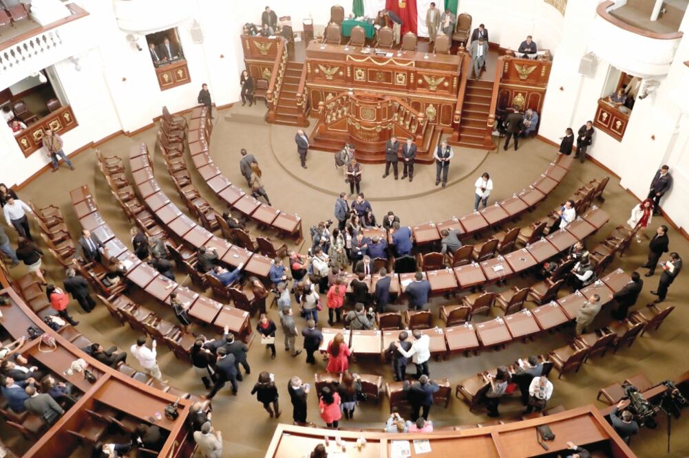 En reiteradas ocasiones los asambleístas no han podido sesionar debido a que no se logra la asistencia requerida para validar las votaciones. (IVÁN STEPHENS.EL UNIVERSAL)