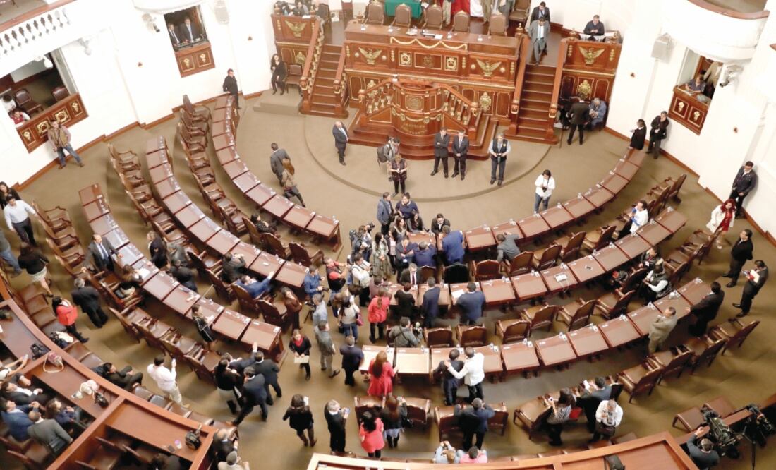 En reiteradas ocasiones los asambleístas no han podido sesionar debido a que no se logra la asistencia requerida para validar las votaciones. (IVÁN STEPHENS.EL UNIVERSAL)
