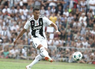 Cristiano Ronaldo debuta y anota su primer gol con la Juventus