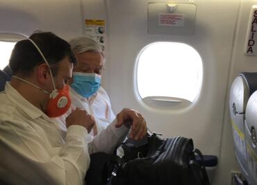 Tras una hora de retraso en su vuelo, AMLO viaja a Yucatán para después trasladarse a Campeche