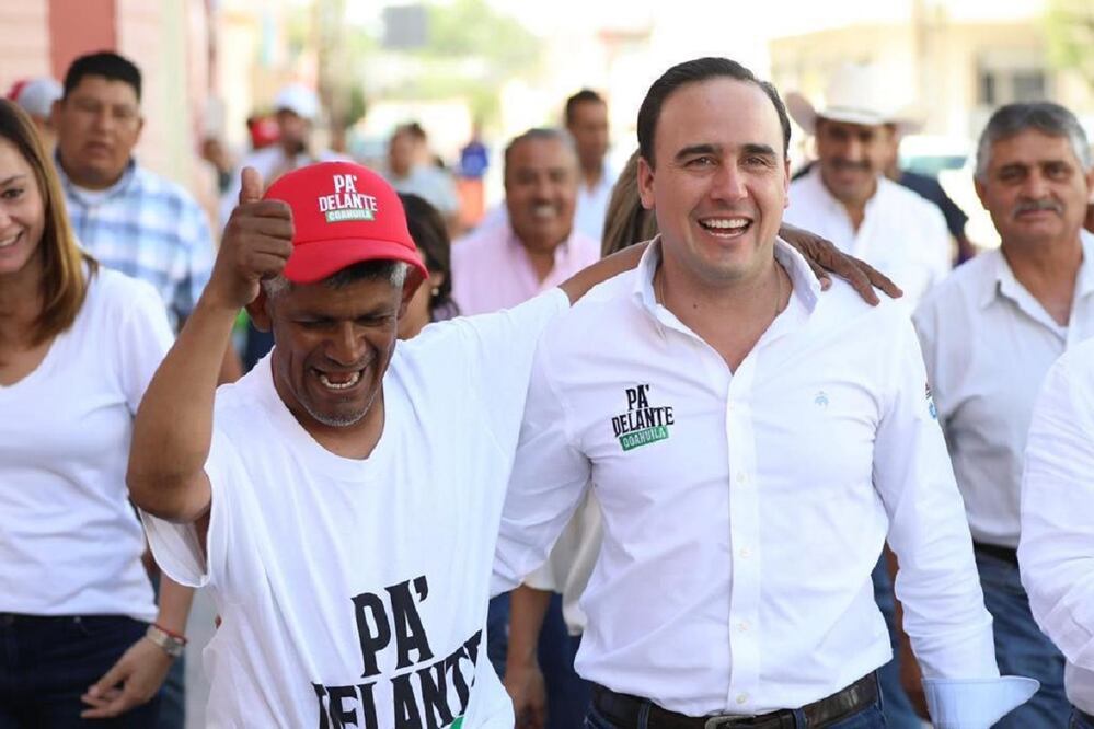 Manolo Jiménez Salinas visita pueblo mágico de Parras de la Fuente / Foto: Especial