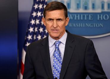 Fiscal de EU rechaza pedir prisión para ex asesor de Trump