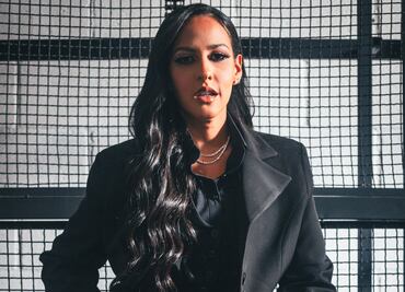 Abogada de "El Chapo" se lanza como cantante de música regional