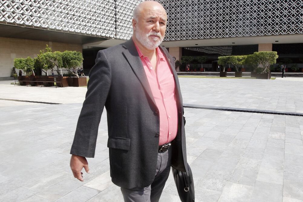 Manuel Clouthier asegura que una de sus prioridades será reducir los recursos públicos a los partidos políticos (ARIEL OJEDA. EL UNIVERSAL)