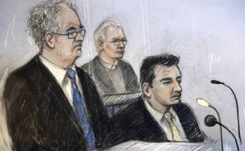 Suspenden hasta mayo juicio sobre extradición de Julian Assange a EU