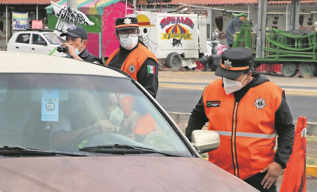 Autoridades de Ecatepec investigaron la red de venta ilegal de licencias de conducir, algunas con costo de 800 pesos. Foto: Especial
