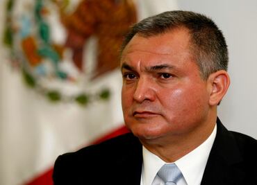Genaro García Luna tramita amparo contra cualquier orden de aprehensión en su contra