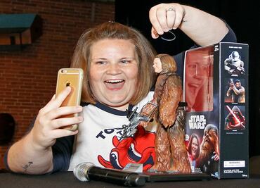 Hasbro hace figura de mamá Chewbacca