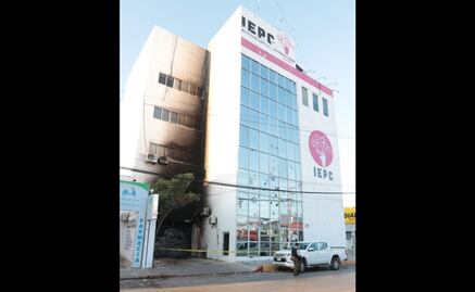 Prenden fuego al Instituto de Elecciones de Chiapas en el marco del proceso electoral