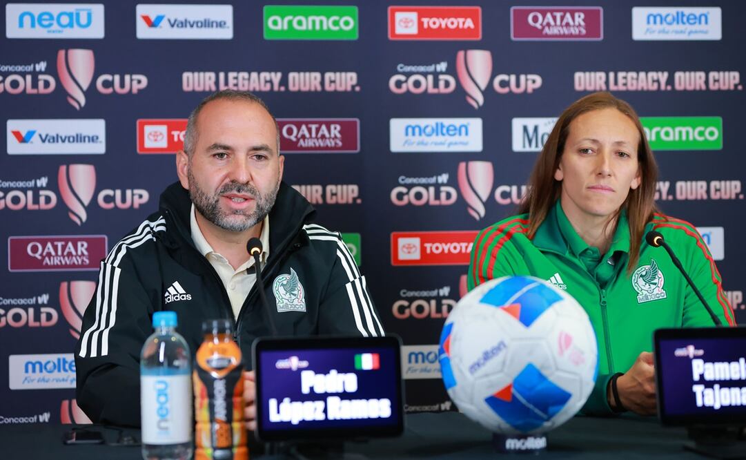 Pamela Tajonar y Pedro López en conferencia de prensa - Foto: Imago7