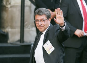 Chuchos piden incluir a Monreal en el Frente