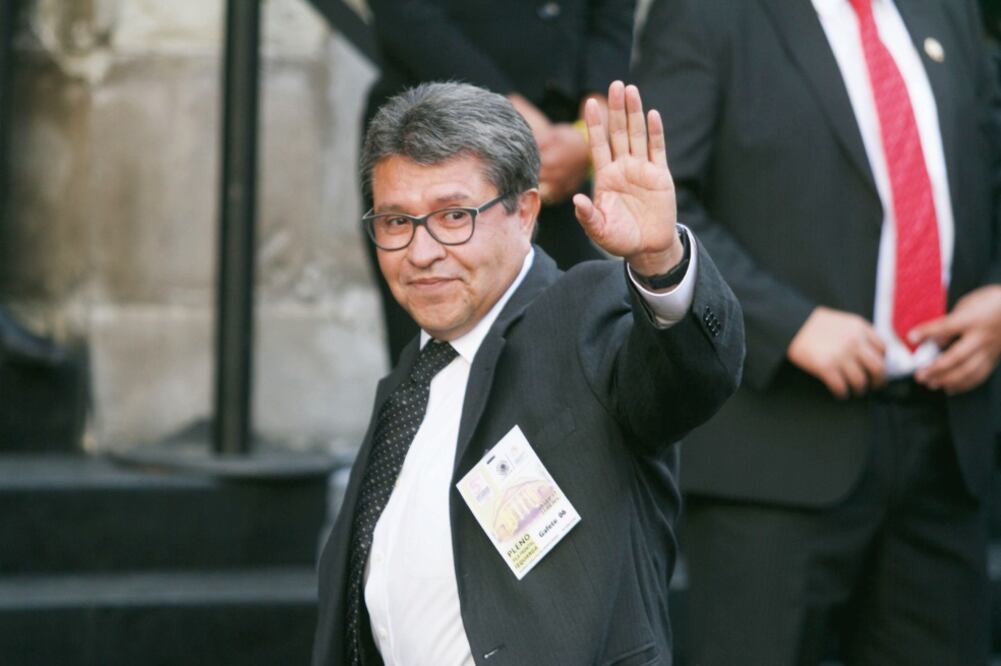 una carta enviada a Beatriz Mojica, secretaria general del sol azteca, instan a que el CEN del PRD considere la candidatura de Ricardo Monreal. (ARCHIVO EL UNIVERSAL)