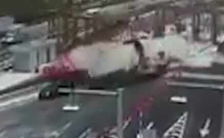 Difunden video de accidente de tráiler en caseta de La Marquesa 