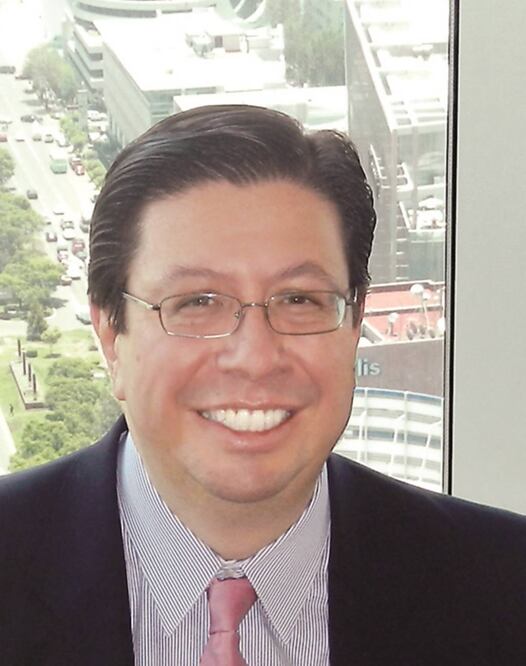 En la foto: Víctor Manuel Herrera,  director general de Standard & Poors México (ARCHIVO. EL UNIVERSAL)