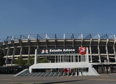 Balean a dos hombres afuera del Estadio Azteca