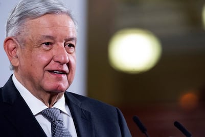 Ahora no tengo tiempo de leer el nuevo libro de Calderón, dice AMLO