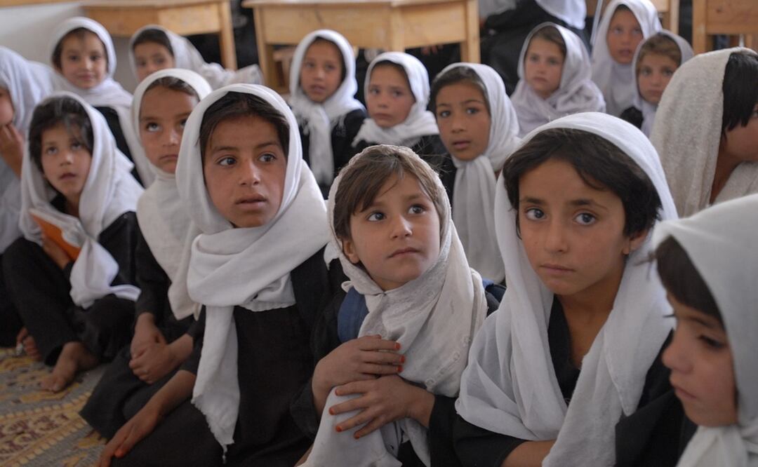 Talibanes han prohibido a las adolescentes estudiar en escuelas de secundaria. Foto: Ilustrativa. Pixabay