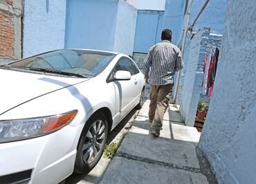 Abandonados, domicilios fiscales de Emir Garduño