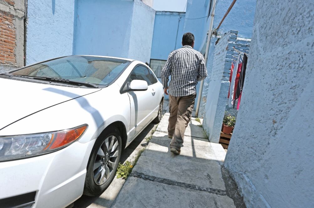 En Ignacio Pérez Núm. 212 interior 5 en el barrio de San Sebastián hace un año estaban las oficinas (ARMANDO SOLÍS. EL UNIVERSAL)