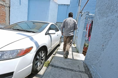 Abandonados, domicilios fiscales de Emir Garduño