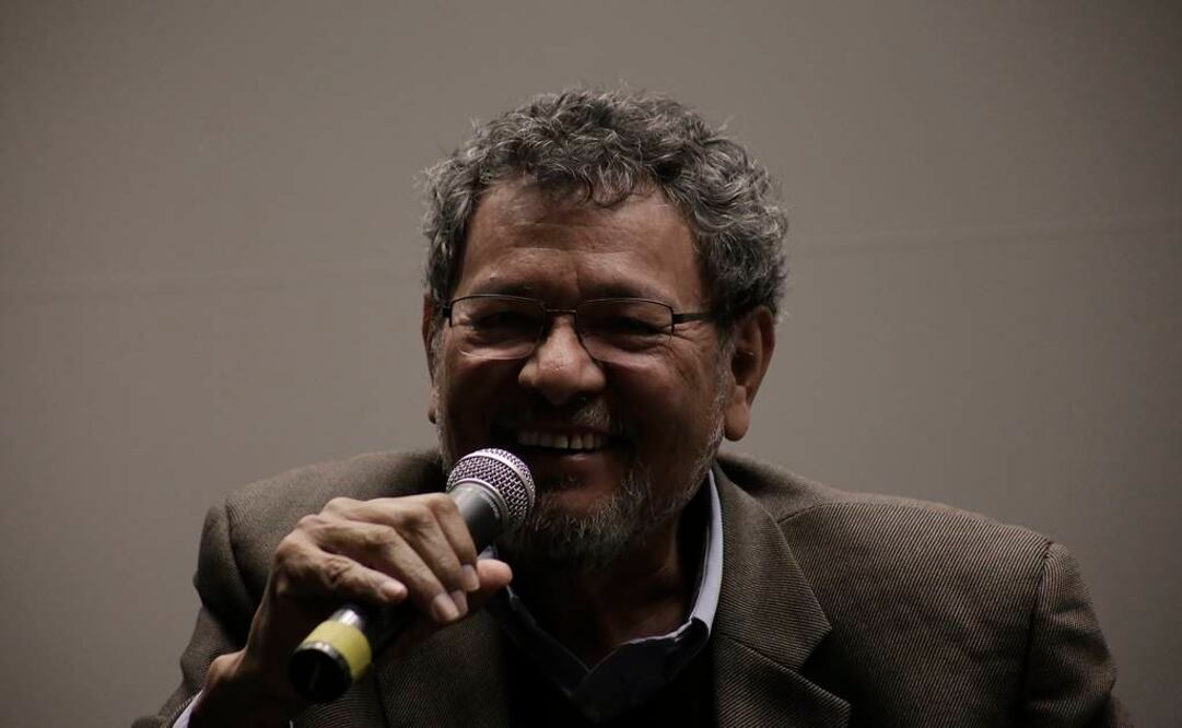 "La literatura tiene que escucharse, no solo leerse. Mi forma de escribir tiene que ver con la explosión del sonido natural de las palabras. Quiero que vayan libres", explica el escritor. FOTO: Archivo/EL UNIVERSAL.