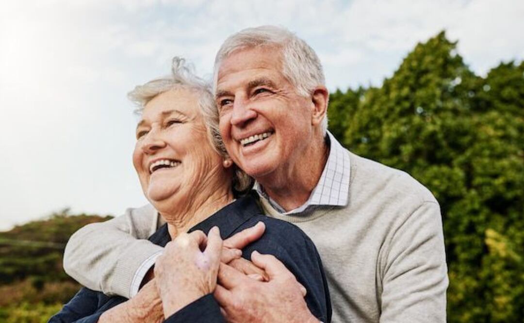 La filosofía de la felicidad de los grandes filósofos. Fuente: Freepik.