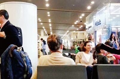 Karime Macías y sus hijos vuelan a Londres