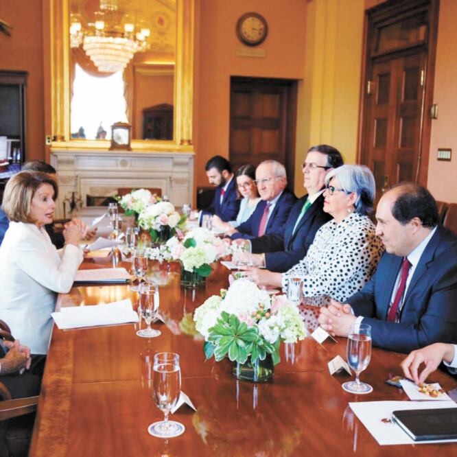 Reunión de Nancy Pelosi con funcionarios mexicanos. Archivo El Universal