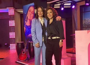 Angélica Vale cumple un sueño tras cantar con Daniela Romo