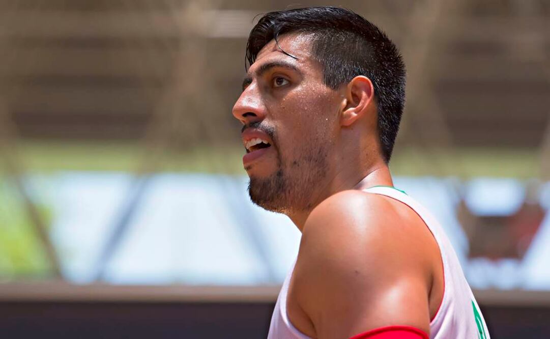 Gustavo Ayón sí va contra Uruguay