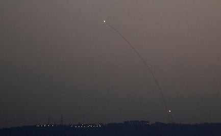 Hezbola confirma lanzamiento de cohetes contra el norte de Israel; fueron interceptados por aviones de combate