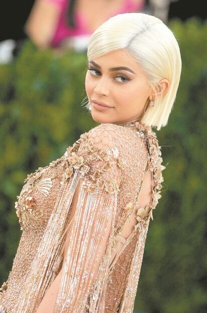 Ellas usan peluca y tú ¡ni en cuenta!