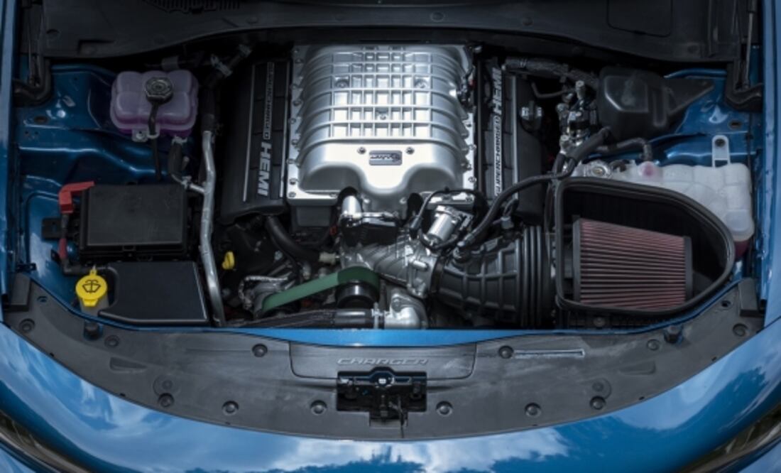 A prueba: Dodge Charger SRT Hellcat Widebody Redeye, el rey de la potencia