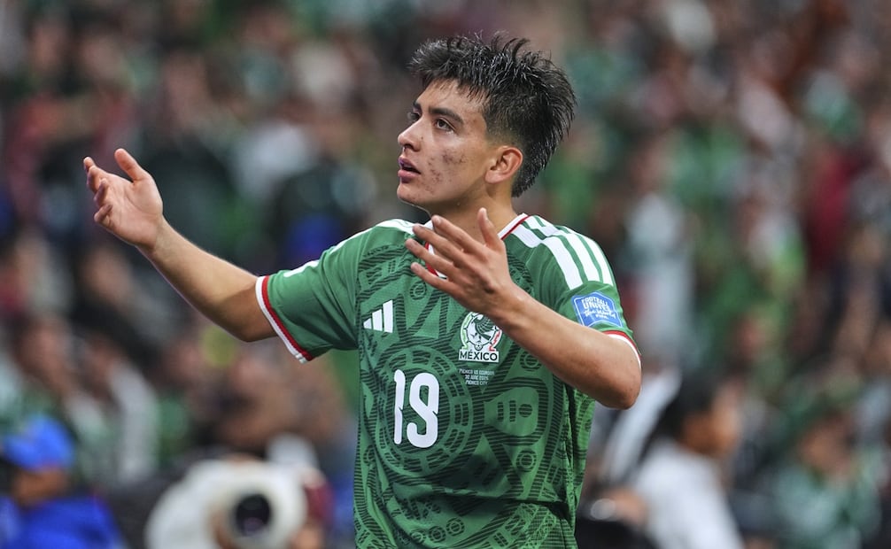 Gilberto Mora con la Selección Mexicana, durante el Mundial de 2026 - Foto: Imago7