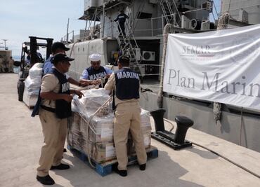 Lleva Marina víveres a damnificados por depresión tropical en Sinaloa