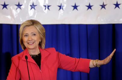 Hillary, por legalizar a inmigrantes