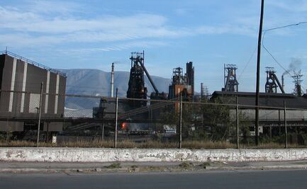 Controladora de Altos Hornos de México vende 55% de sus acciones