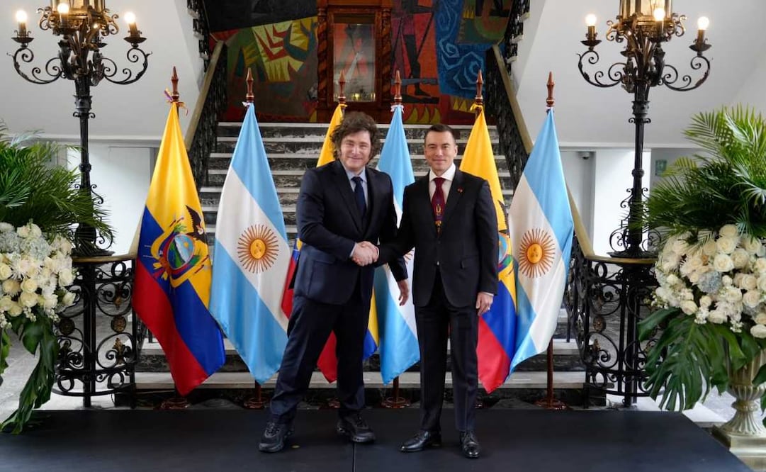 El presidente de Argentina, Javier Milei, junto a su homólogo ecuatoriano, Daniel Noboa. (06/08/26) Foto: @OPRArgentina