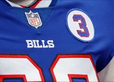 Damar Hamlin recibió un emotivo homenaje de los Bills antes del juego ante Patriots