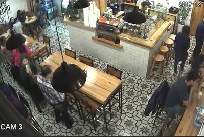 Captan robo a comensal en cafetería de Coyoacán