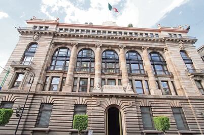 Con reforma del Senado puede haber Contagio de operaciones de alto riesgo, advierte Banxico