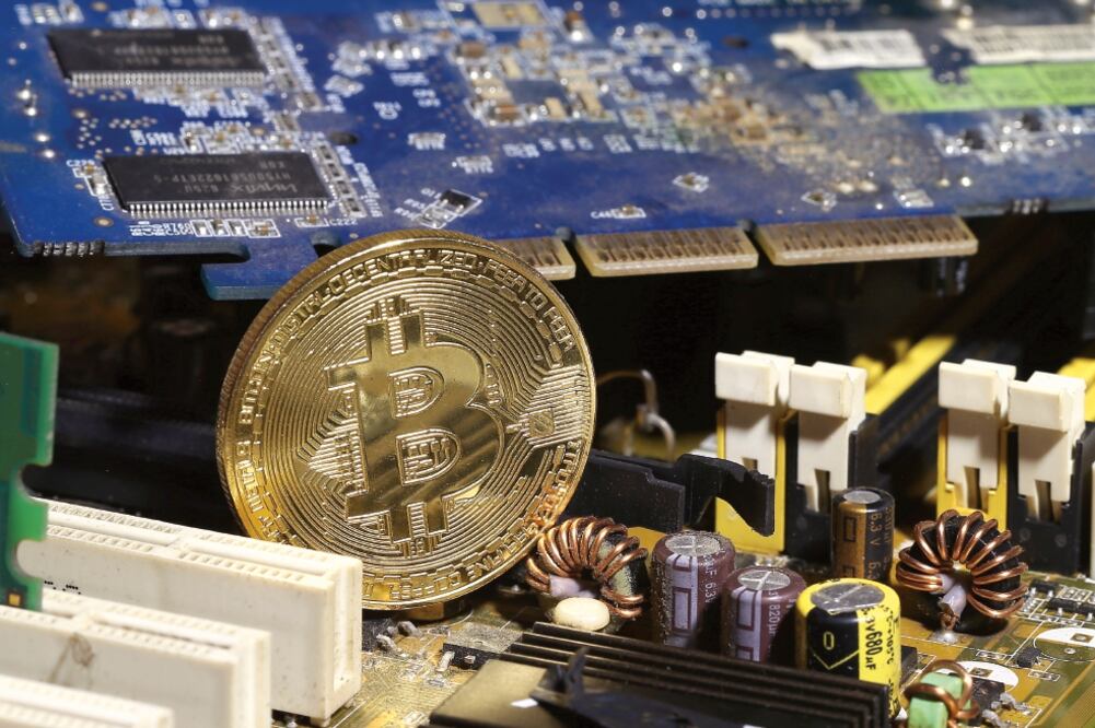 El envío de remesas a través de bitcoin desde Estados Unidos a México ha crecido, aunque todavía no alcanza su máximo potencial, destacó Bitso. (DADO RUVIC. REUTERS)