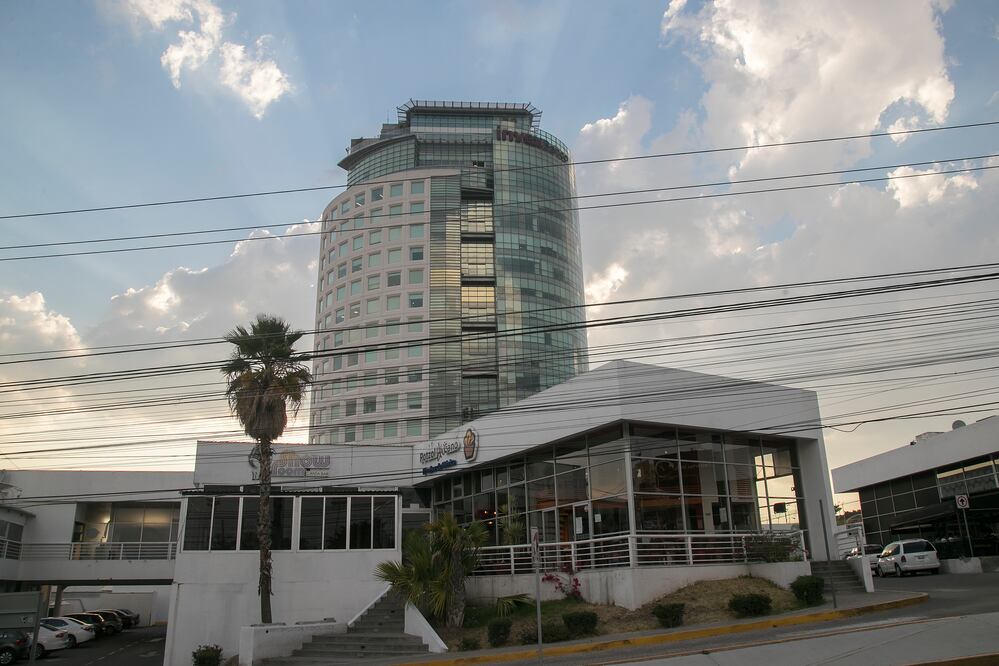 Oficinas del empresario queretano Manuel Barreiro aseguradas por la PGR. /Yadín Xolalpa - EL UNIVERSAL