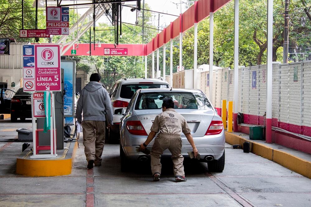 El día 15 de diciembre será la fecha límite si tienes engomado color verde. (Foto: archivo)