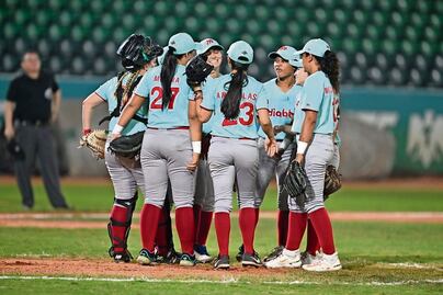 Liga profesional de solftbol servirá de impulso para peloteras