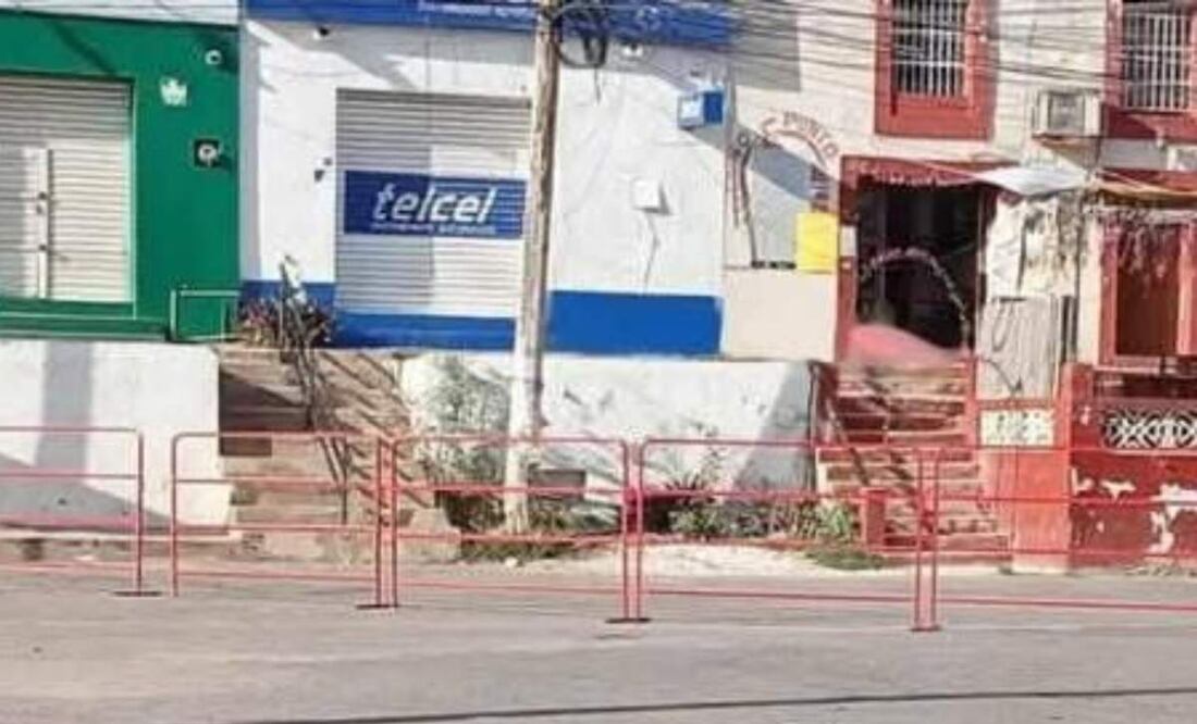 El cenote fue hallado en el centro de Maxcanú, Yucatán mientras se realizaba la instalación de un poste de la CFE (28/05/2025). Foto: Especial