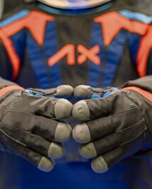 AxEMU, el traje espacial “más humano” para volver a la Luna