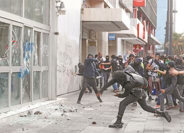 Anarquistas desatan la violencia