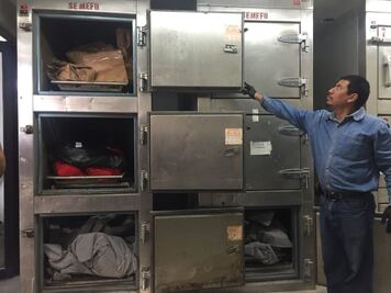 Un país rebasado por sus muertos ¿De qué tamaño es la crisis forense en México?