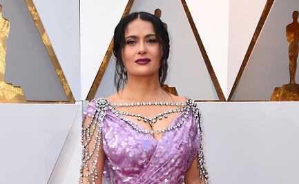 ¿Sin maquillaje o como hombre? Salma Hayek sorprende con fotos